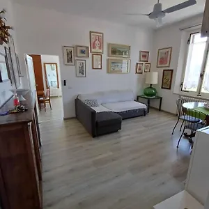 Affaccio Su Siena,vicino Al Centro, Con Garage Italia